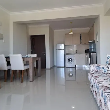 Rose Apartment *